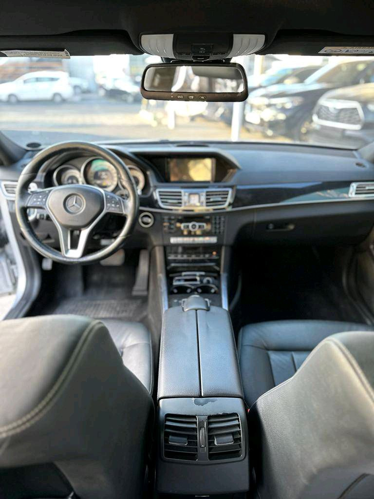 Mercedes Benz E-Class - Image 4