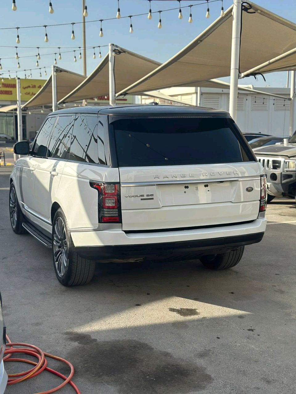 Land Rover LR4 - Image 4