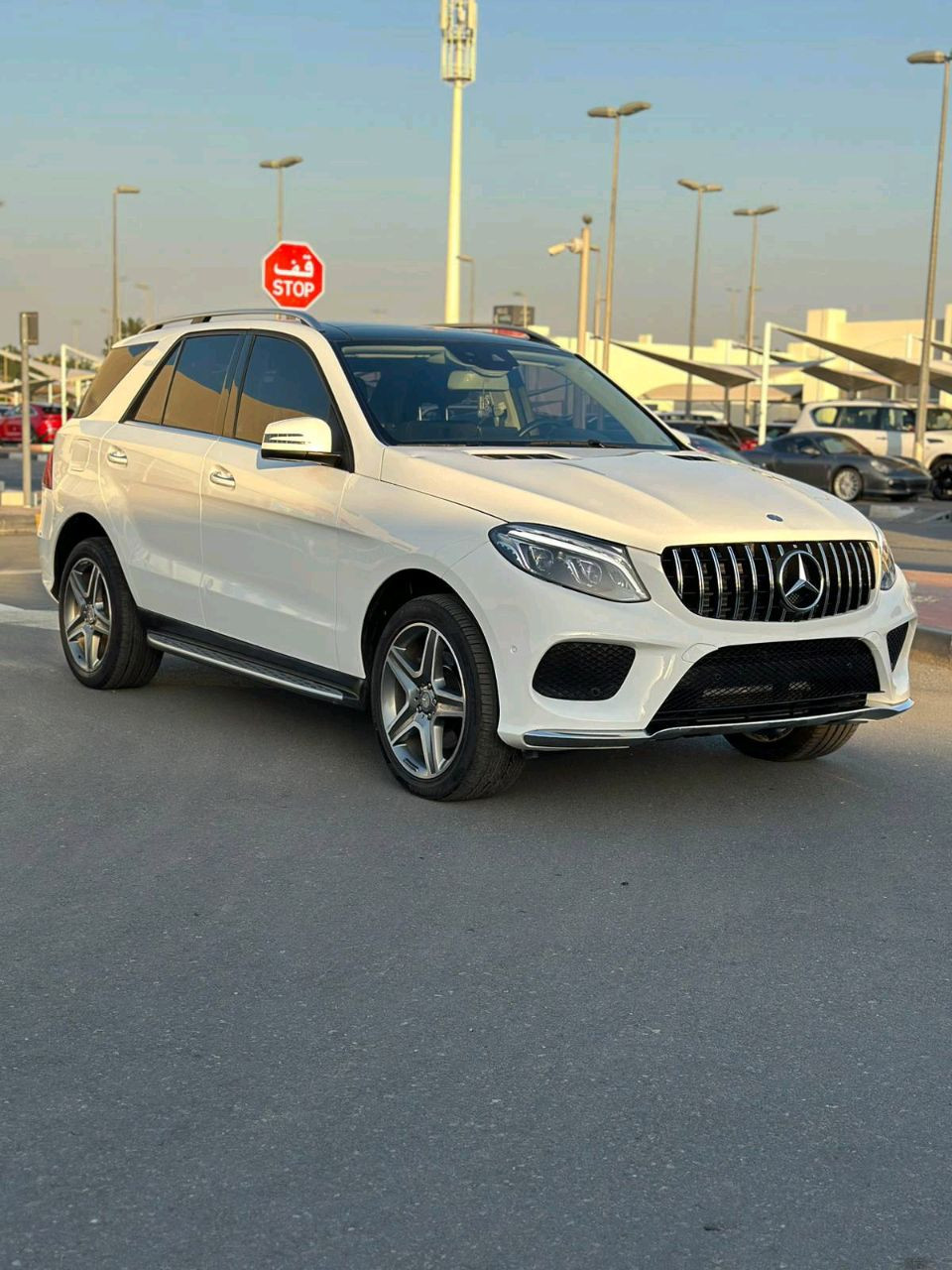 Mercedes Benz GLE SUV - Image 8