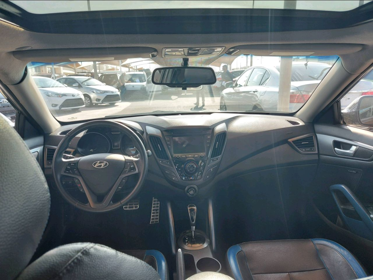 Hyundai Veloster - Image 6