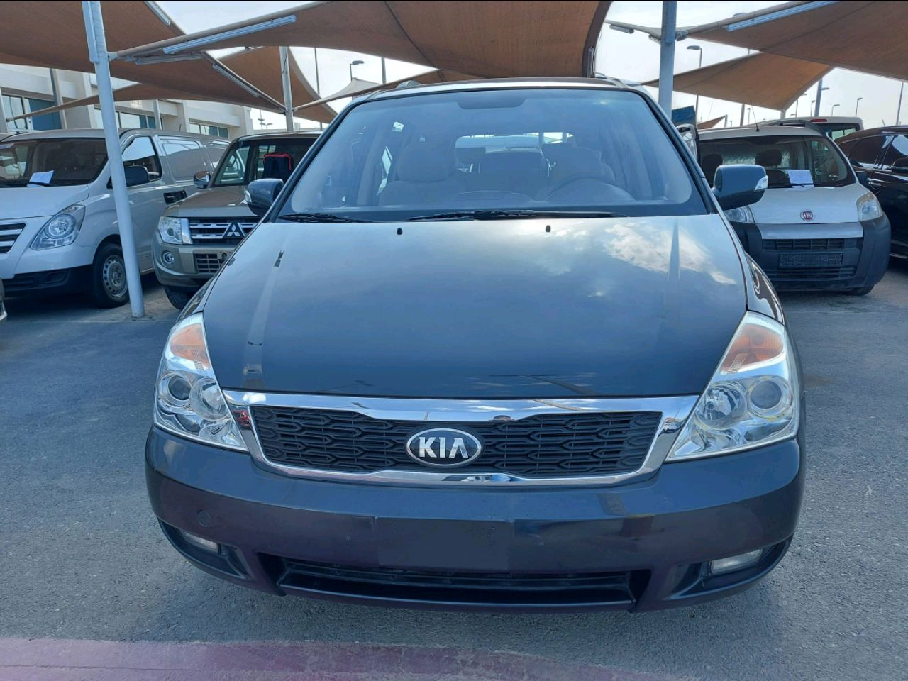 KIA Carnival - Image 3