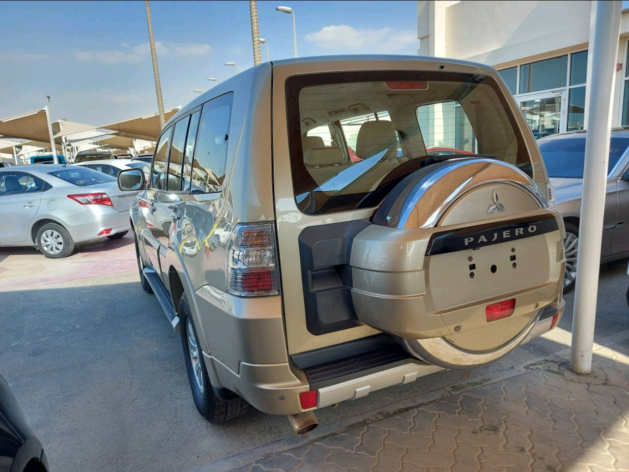 Mitsubishi Pajero - Image 3