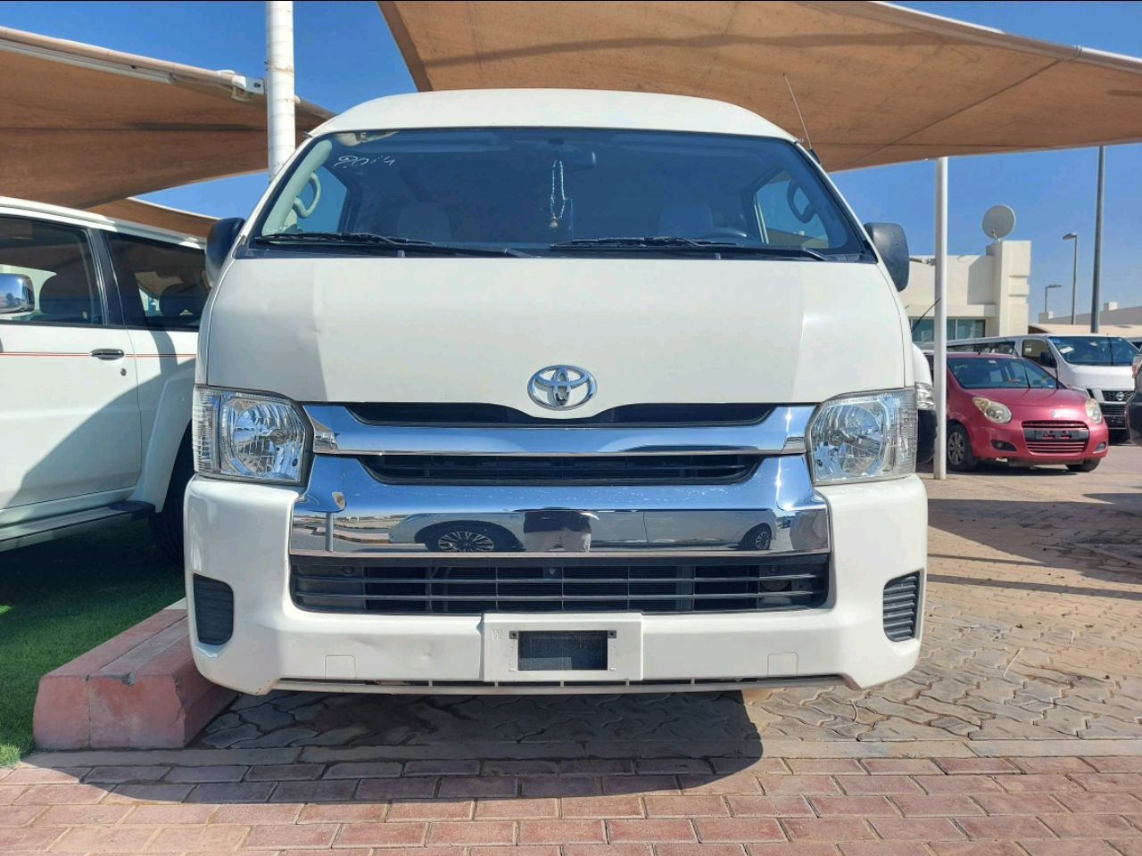 Toyota Hiace - Image 5