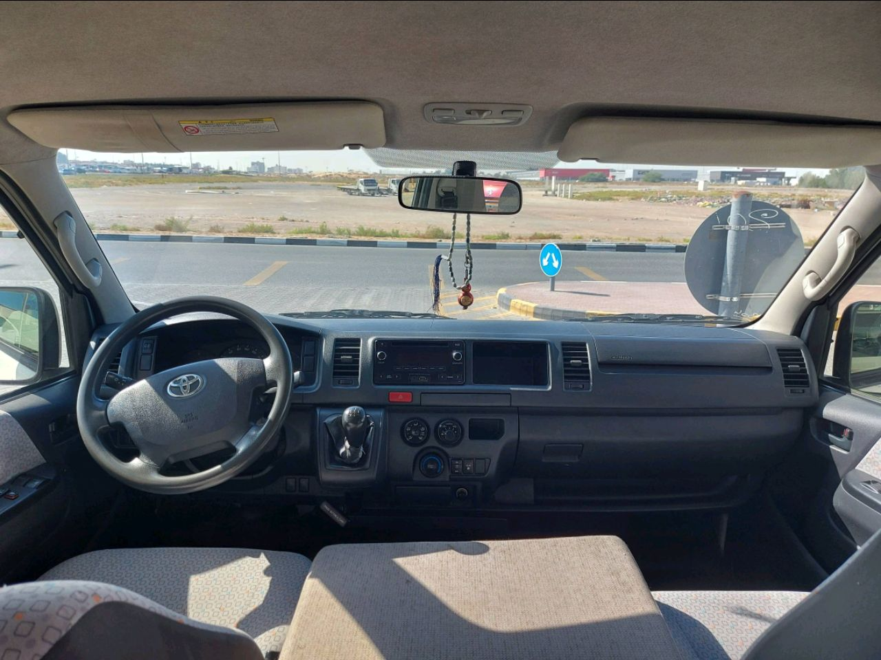Toyota Hiace - Image 6