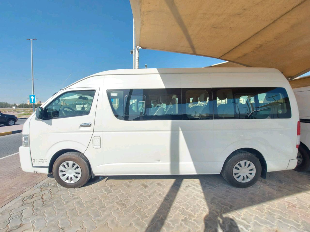 Toyota Hiace - Image 3