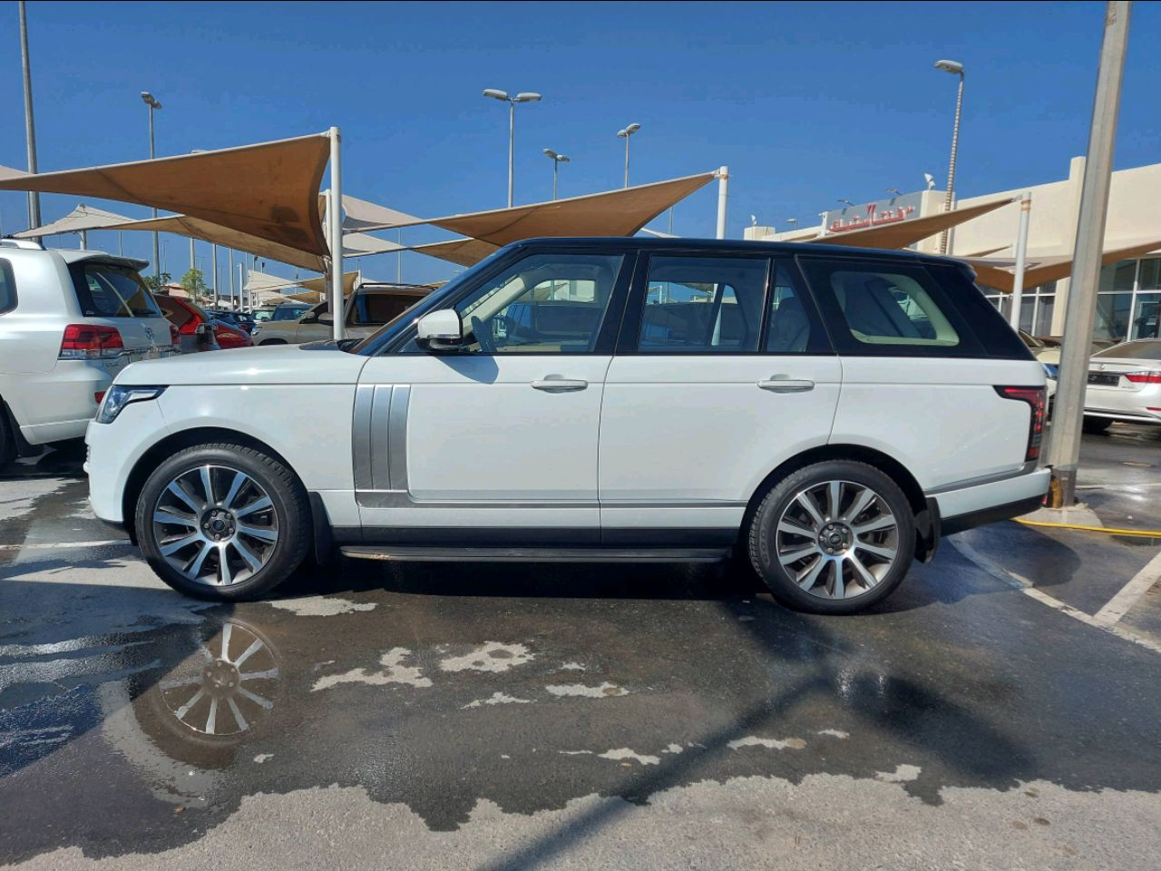 Range Rover Vogue - Image 4