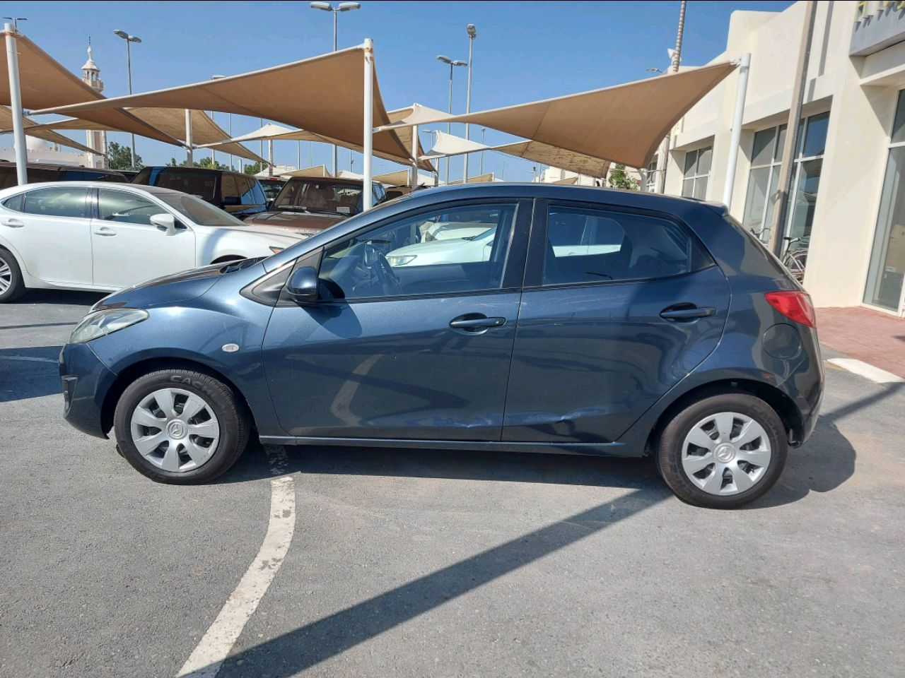 Mazda 2 - Image 5