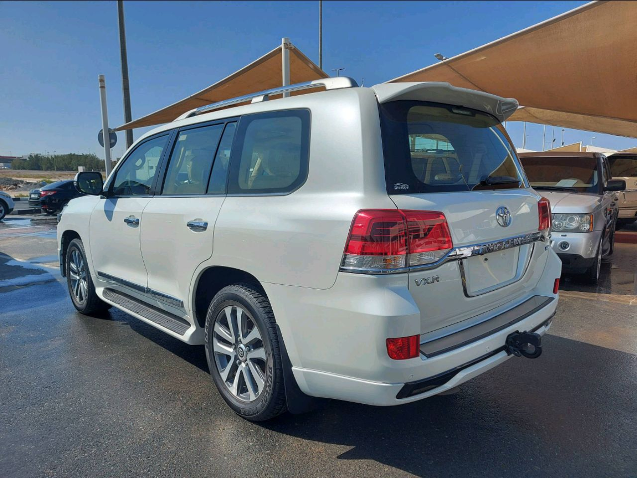 Toyota Land Cruiser - Image 4