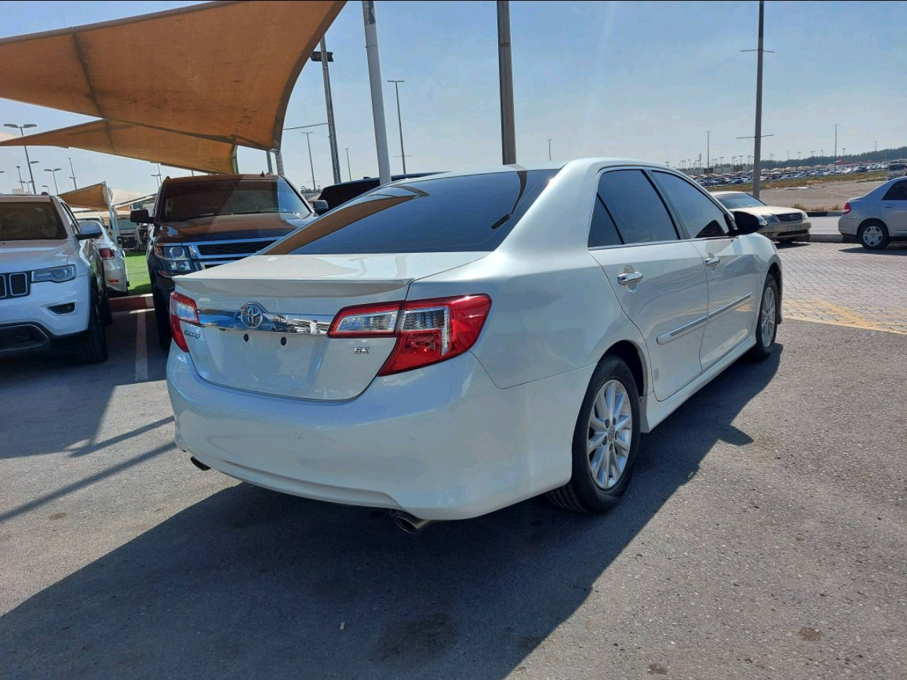 Toyota Camry - Image 4