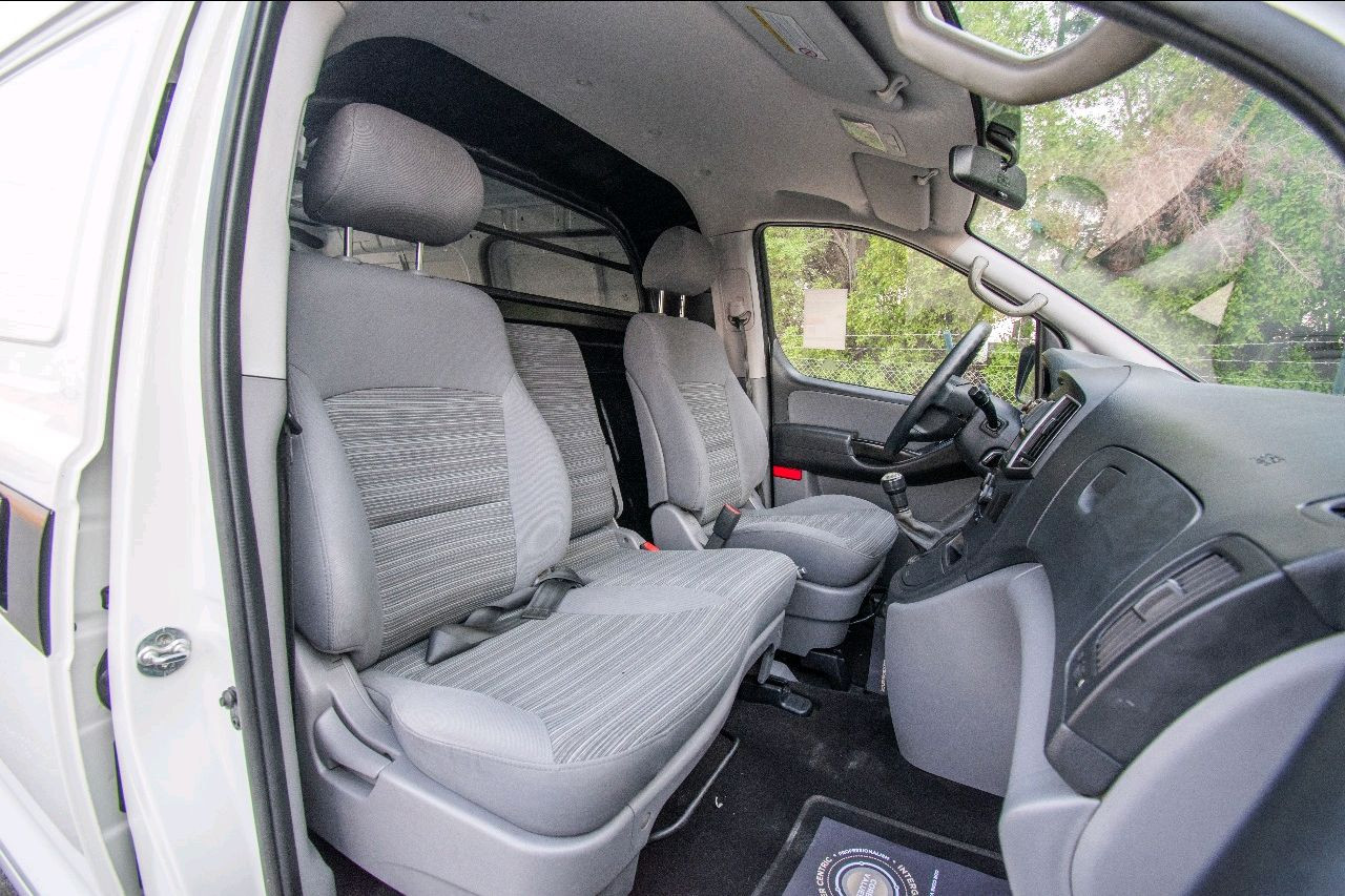 Hyundai H 1 - Image 9