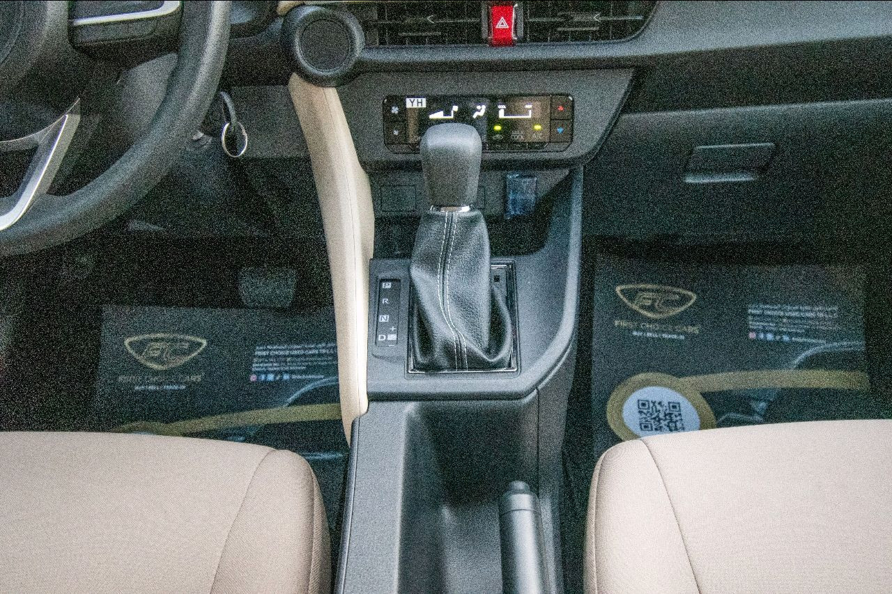 Toyota Yaris - Image 12