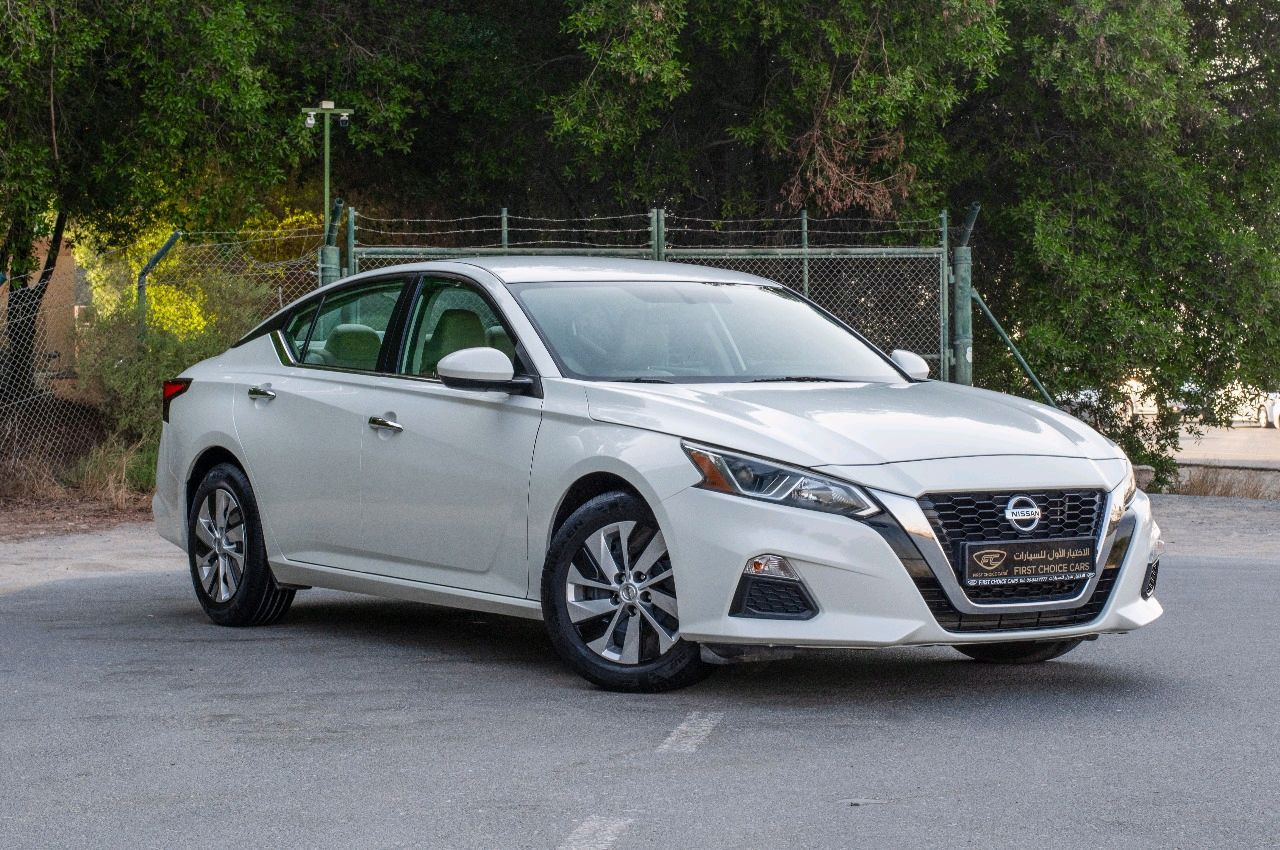 Nissan Altima - Image 7