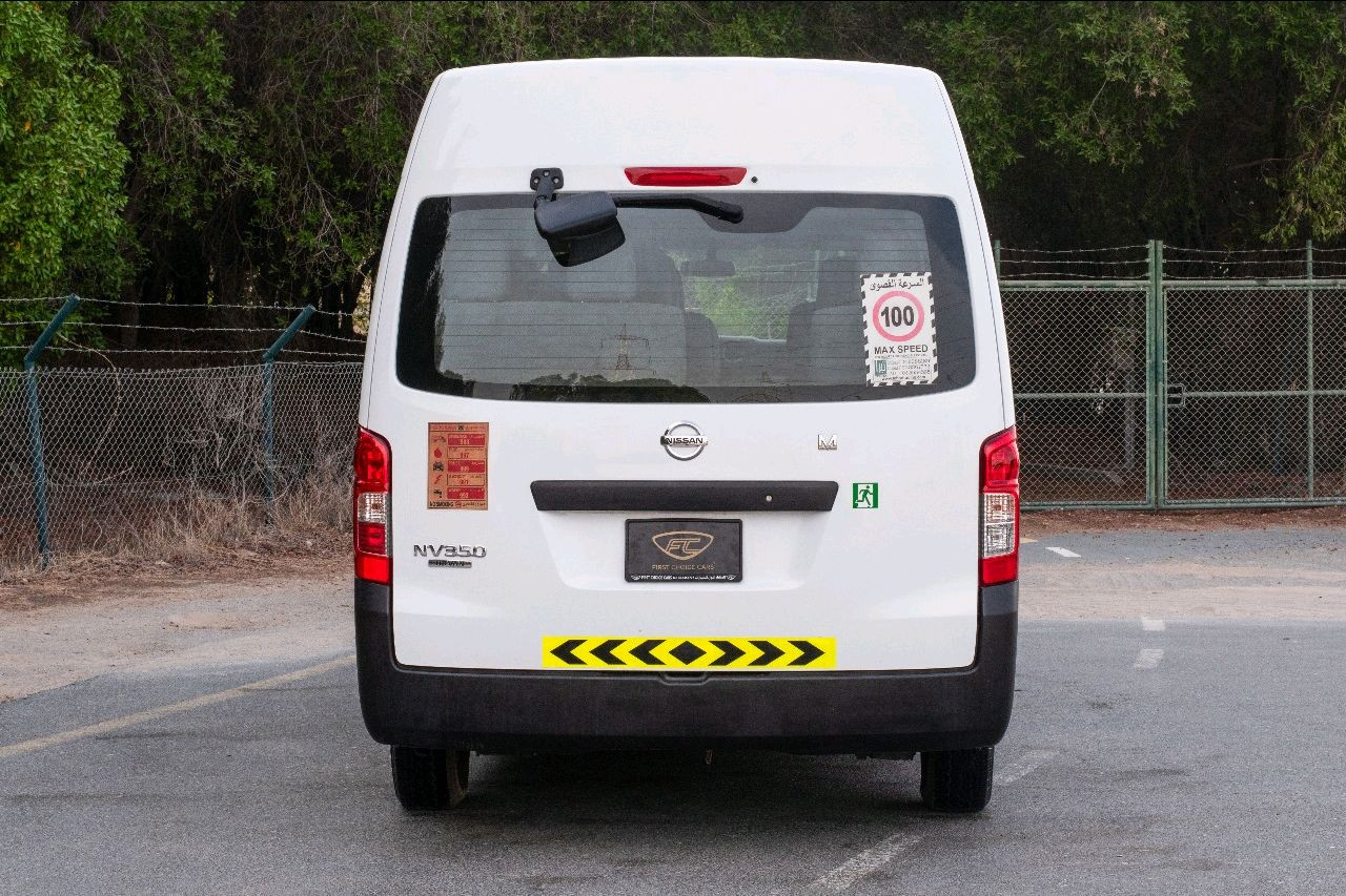 Nissan Urvan - Image 7
