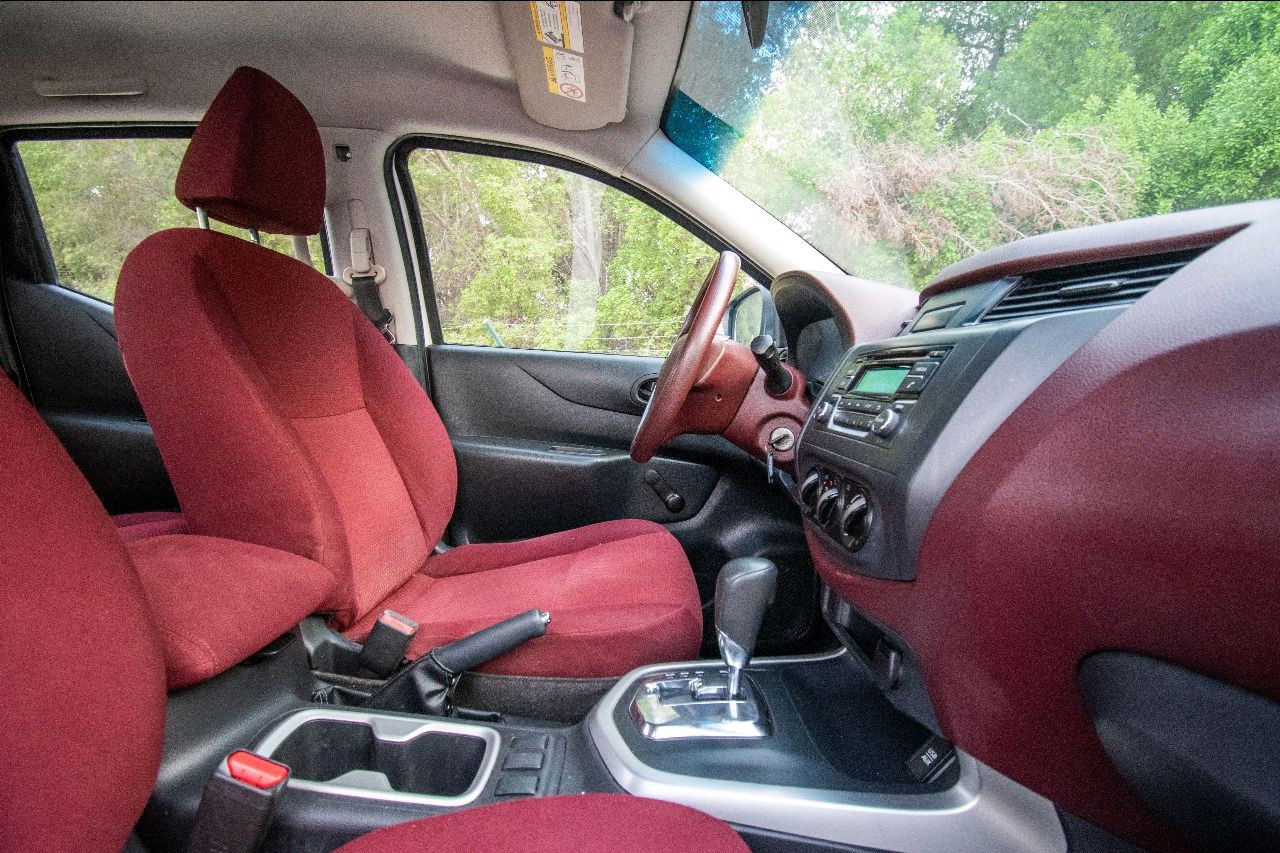 Nissan Navara - Image 8