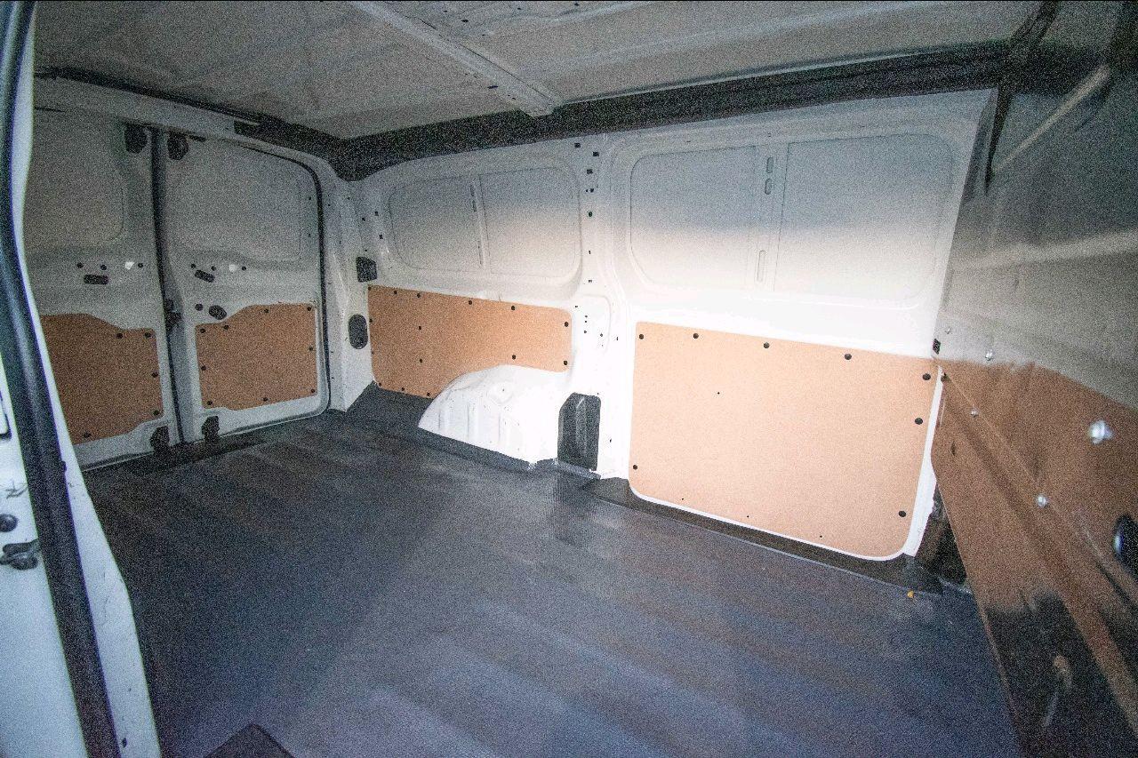 Peugeot Expert - Image 11