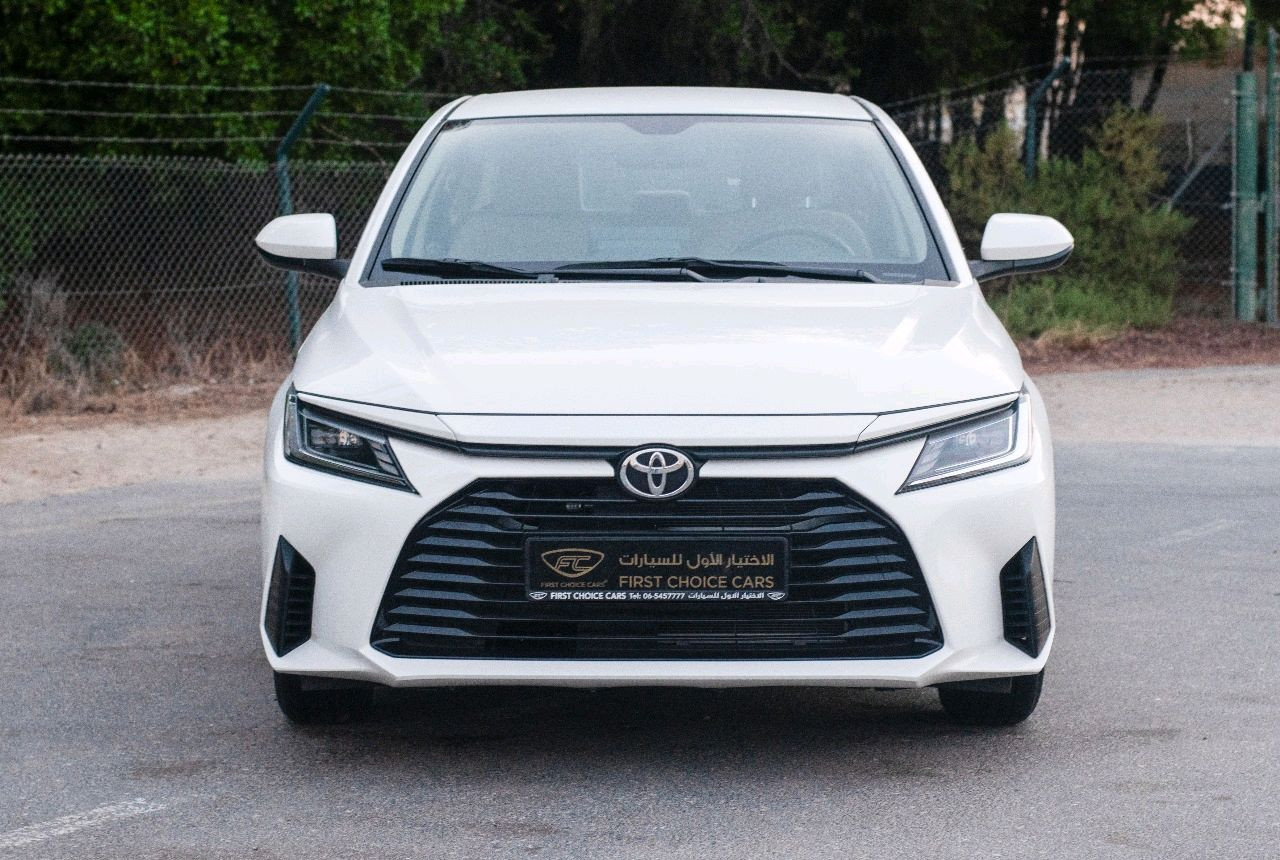 Toyota Yaris - Image 8