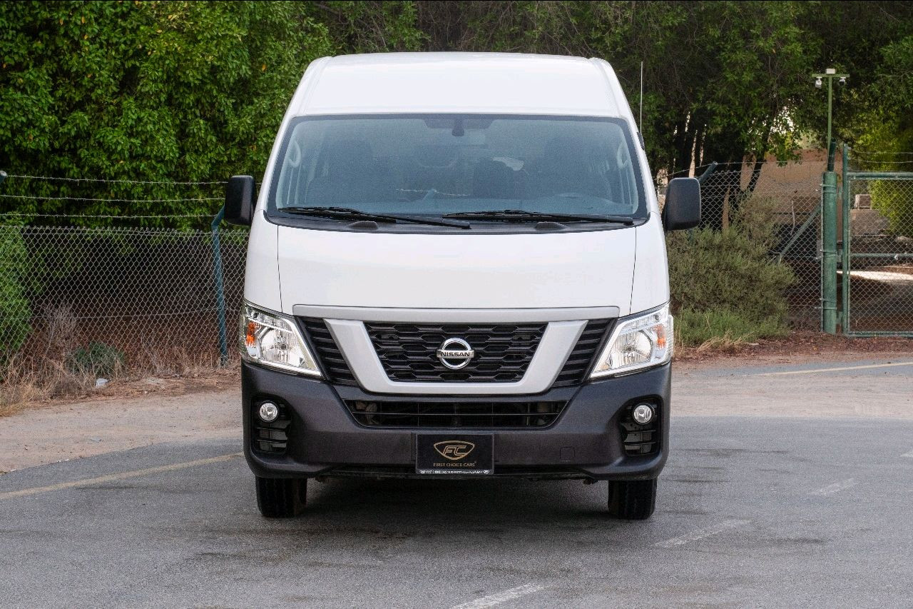 Nissan Urvan - Image 2