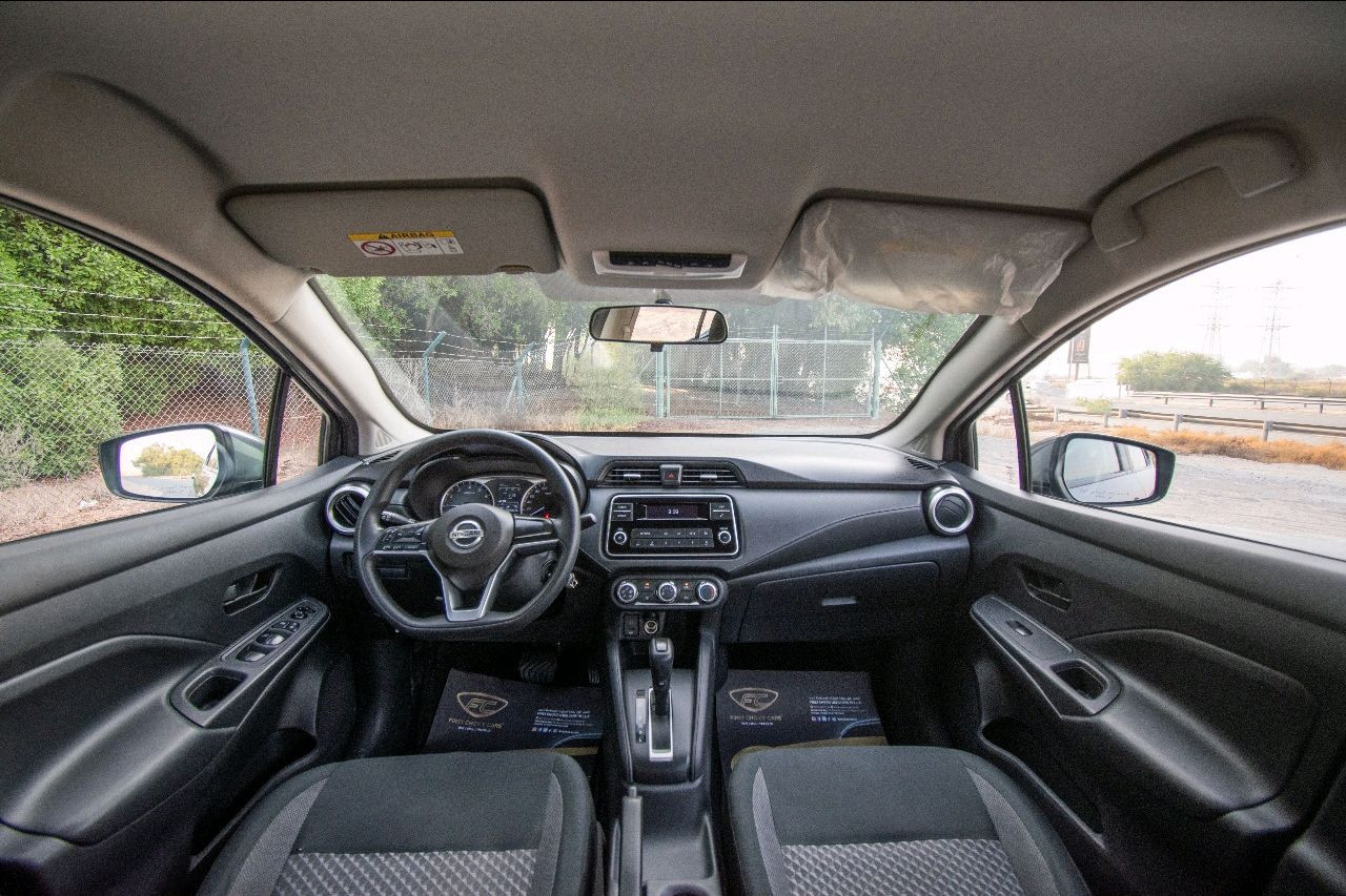 Nissan Sunny - Image 11