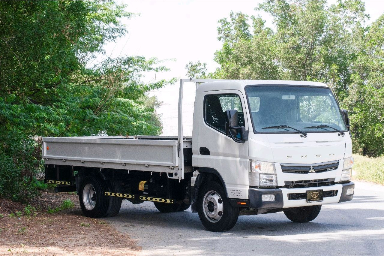 Mitsubishi Canter - Image 9