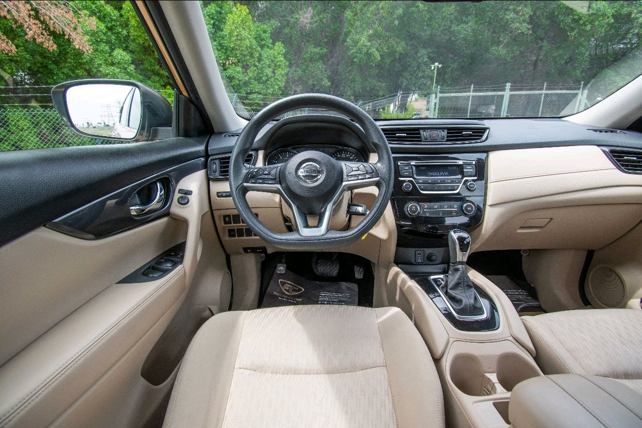 Nissan X-Trail - Image 11