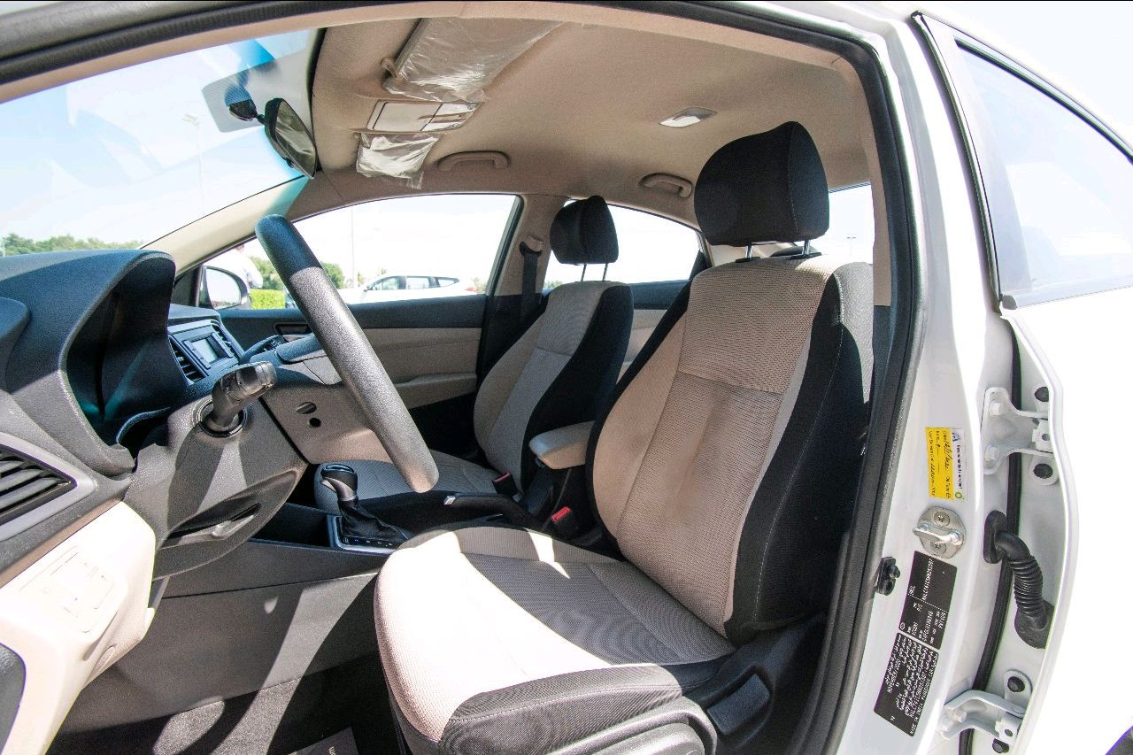 Hyundai Accent - Image 7