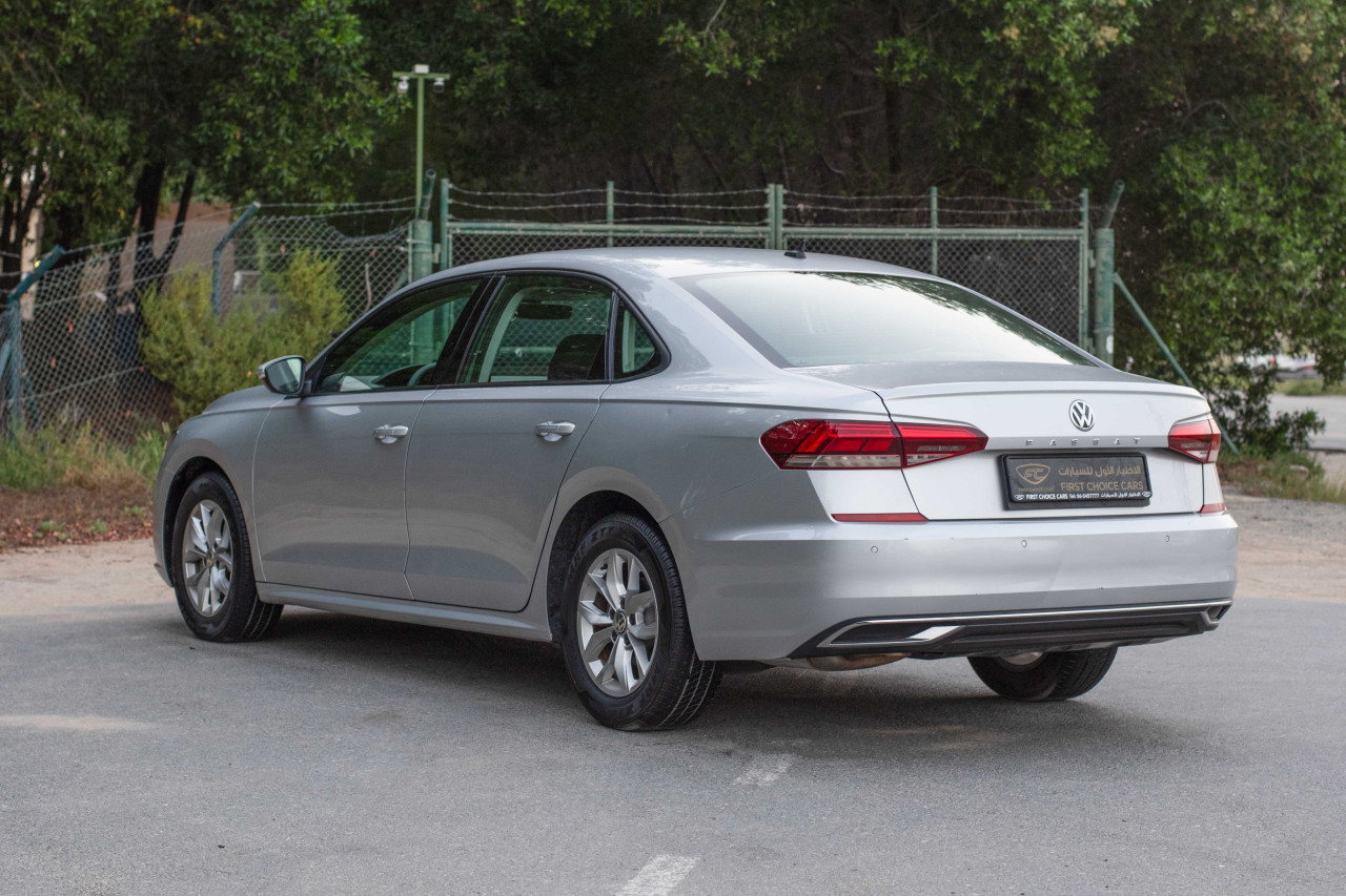 Volkswagen Passat - Image 3