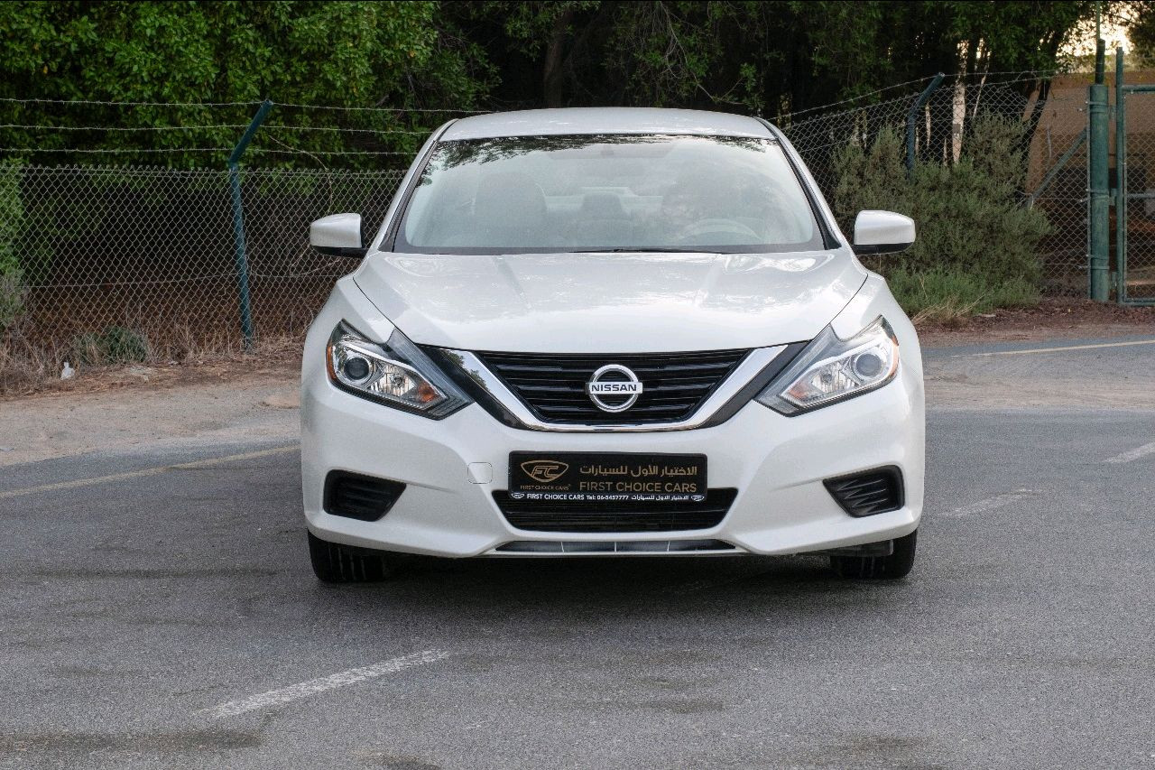 Nissan Altima - Image 4