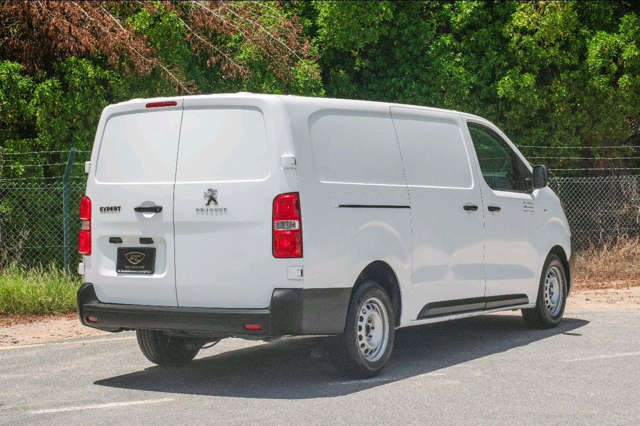 Peugeot Expert - Image 12
