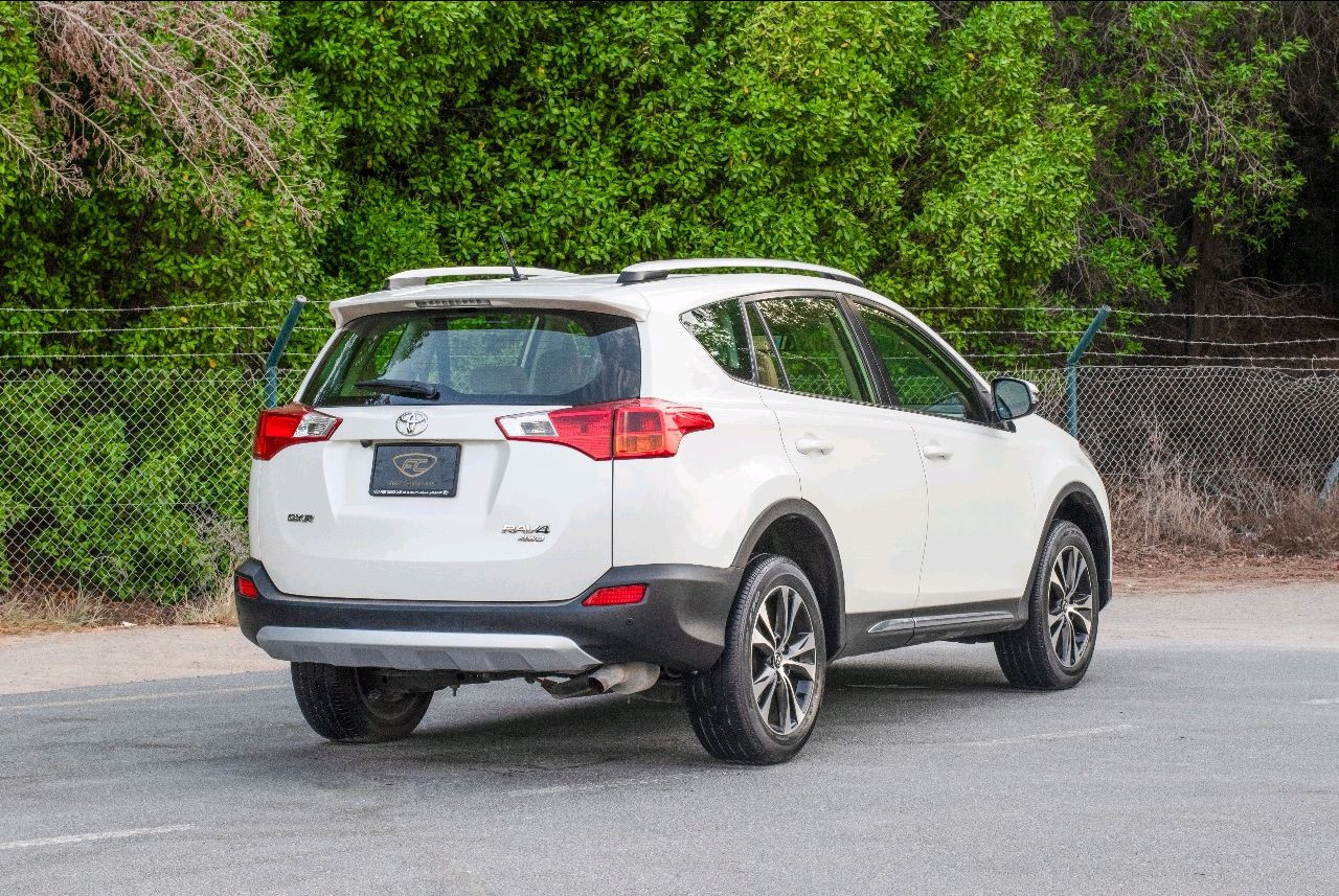 Toyota Rav 4 - Image 8
