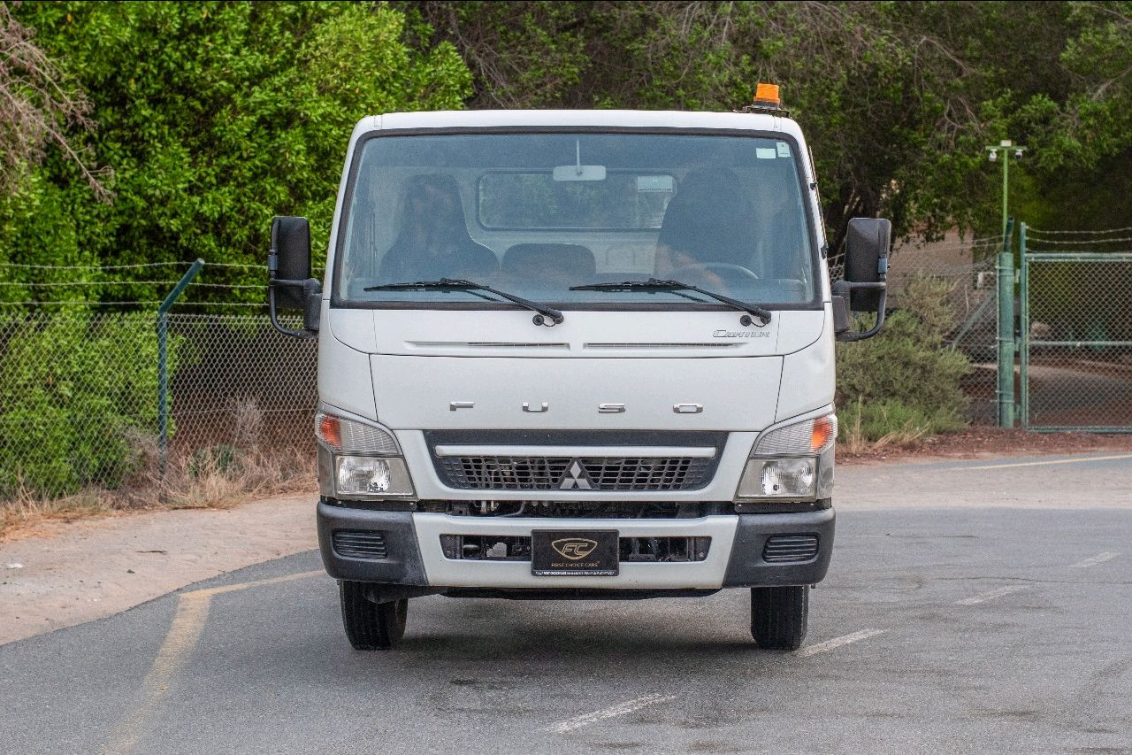 Mitsubishi Canter - Image 7