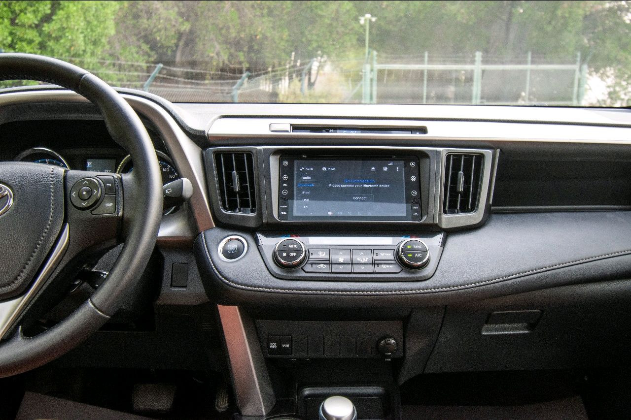 Toyota Rav 4 - Image 7