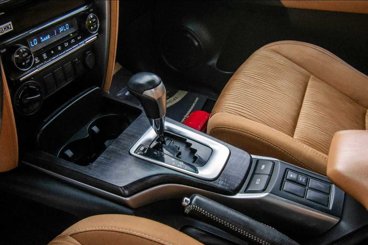 Toyota Fortuner - Image 2