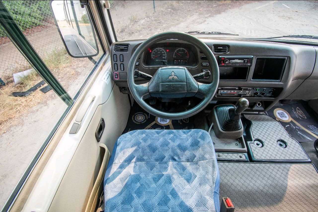 Mitsubishi Rosa - Image 5