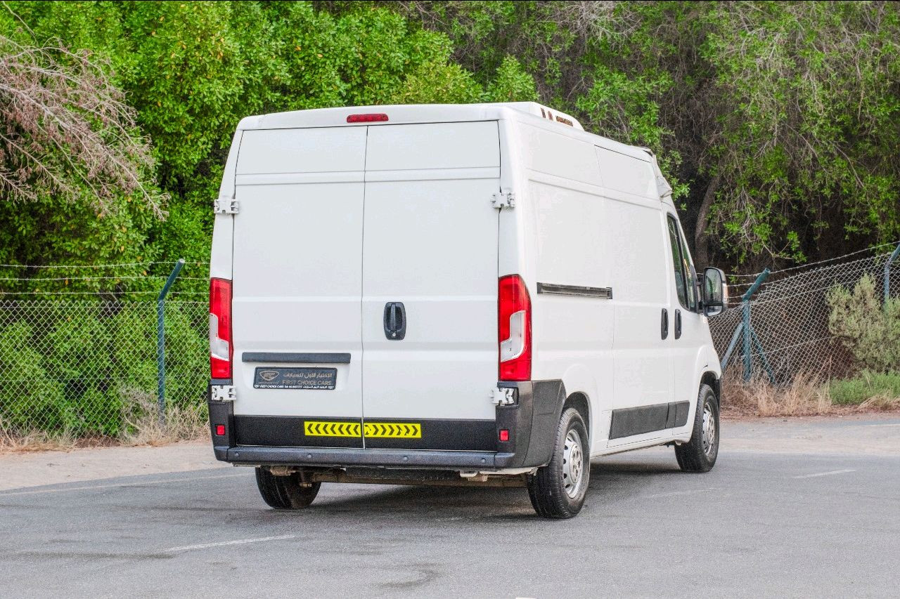 Peugeot BOXER - Image 12