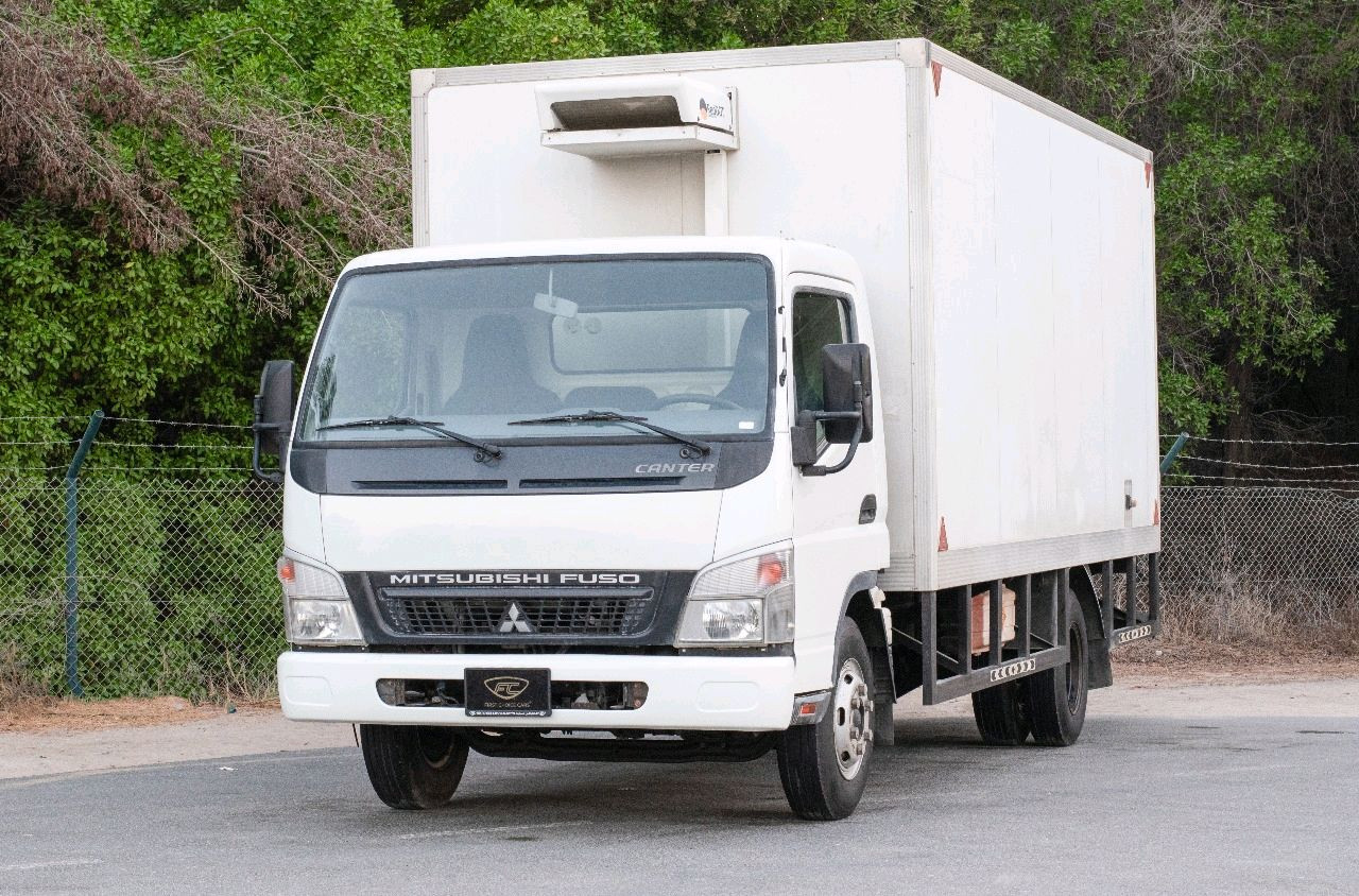 Mitsubishi Canter - Image 11