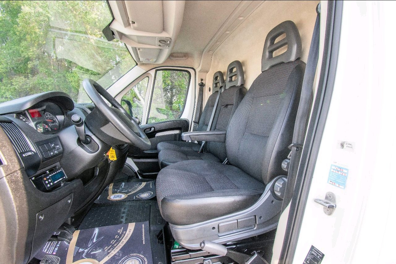 Peugeot BOXER - Image 8