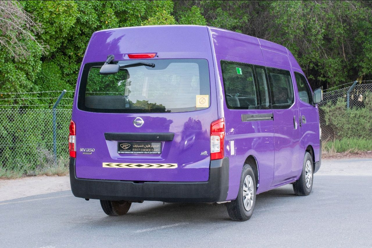 Nissan Urvan - Image 12