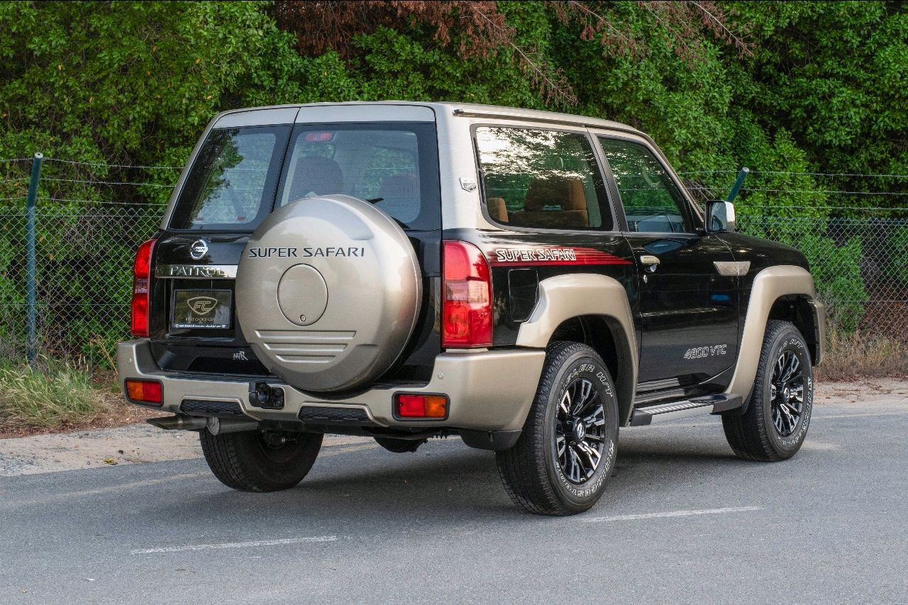 Nissan Super safari - Image 5