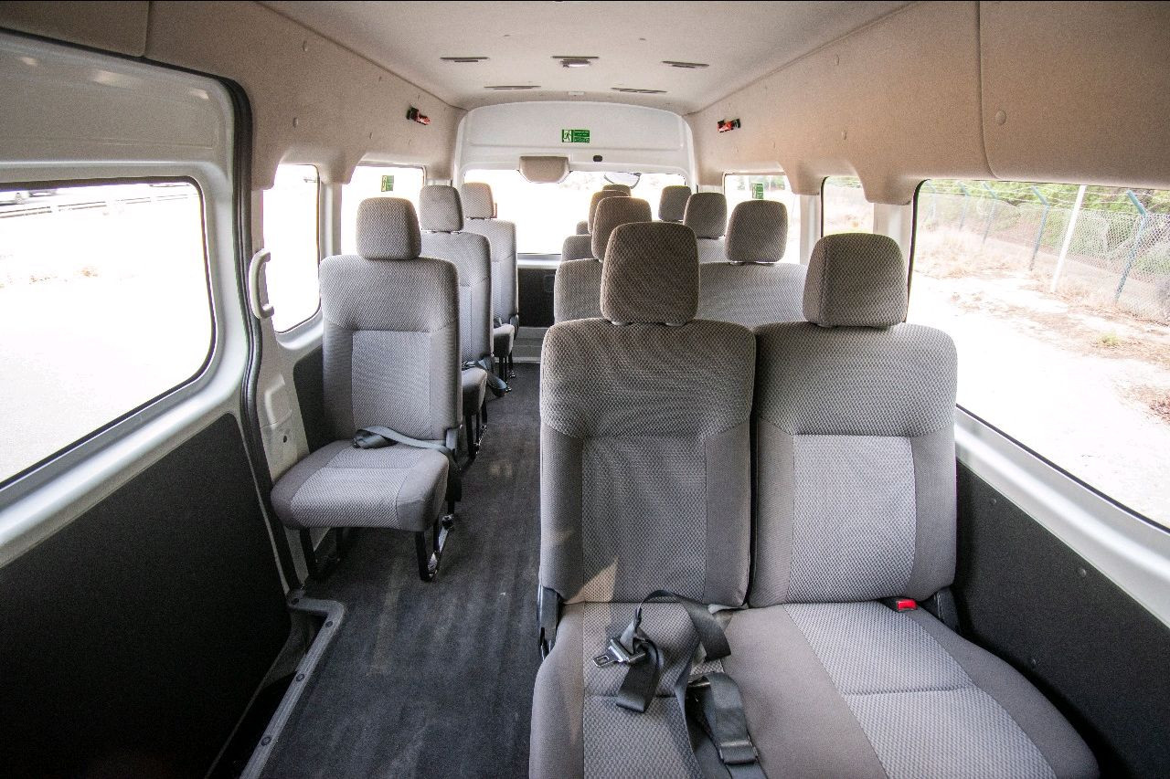 Nissan Urvan - Image 5