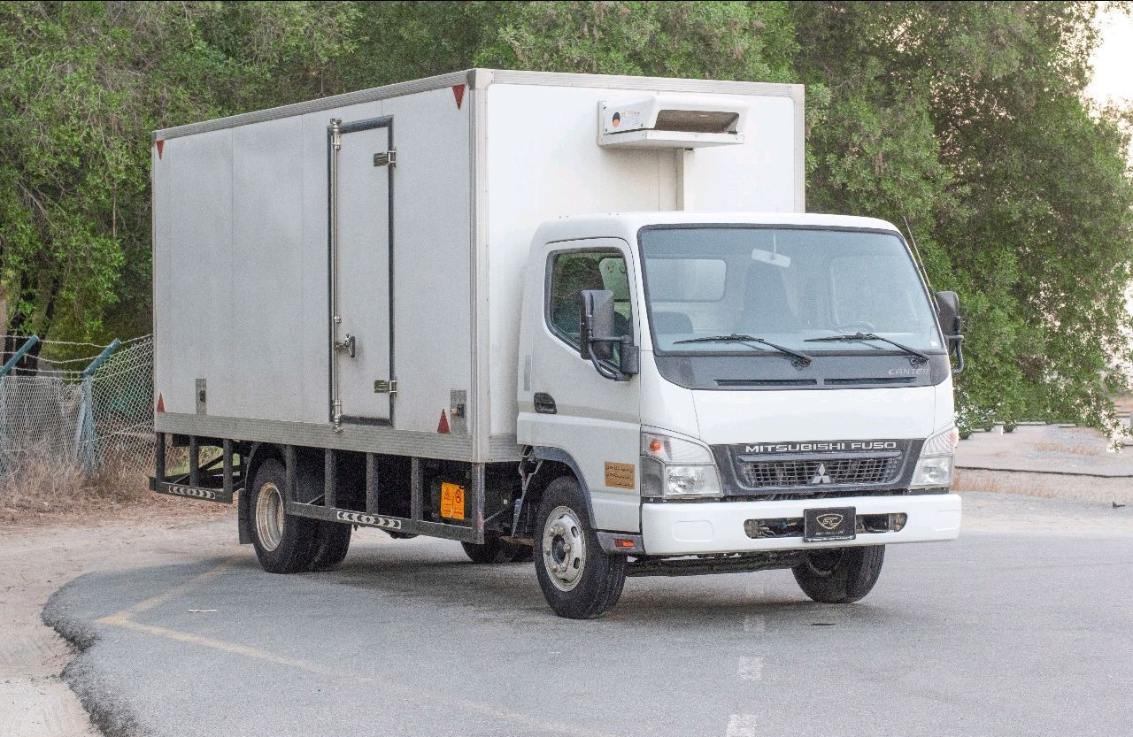 Mitsubishi Canter - Image 5