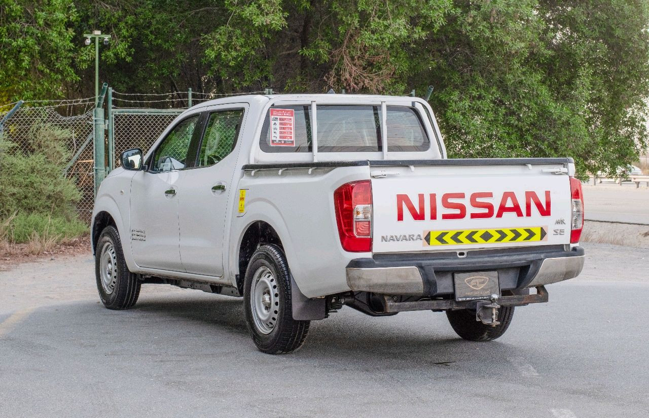 Nissan Navara - Image 12