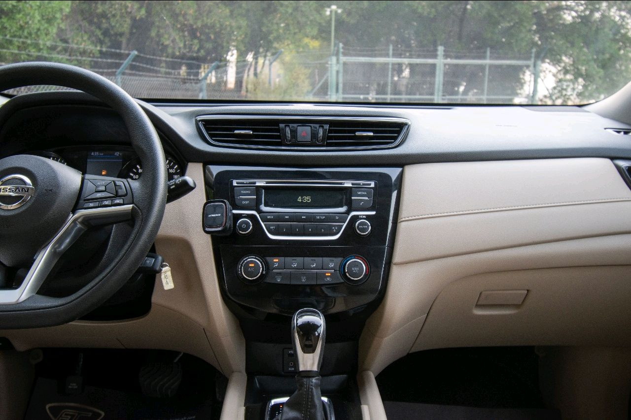 Nissan X-Trail - Image 4
