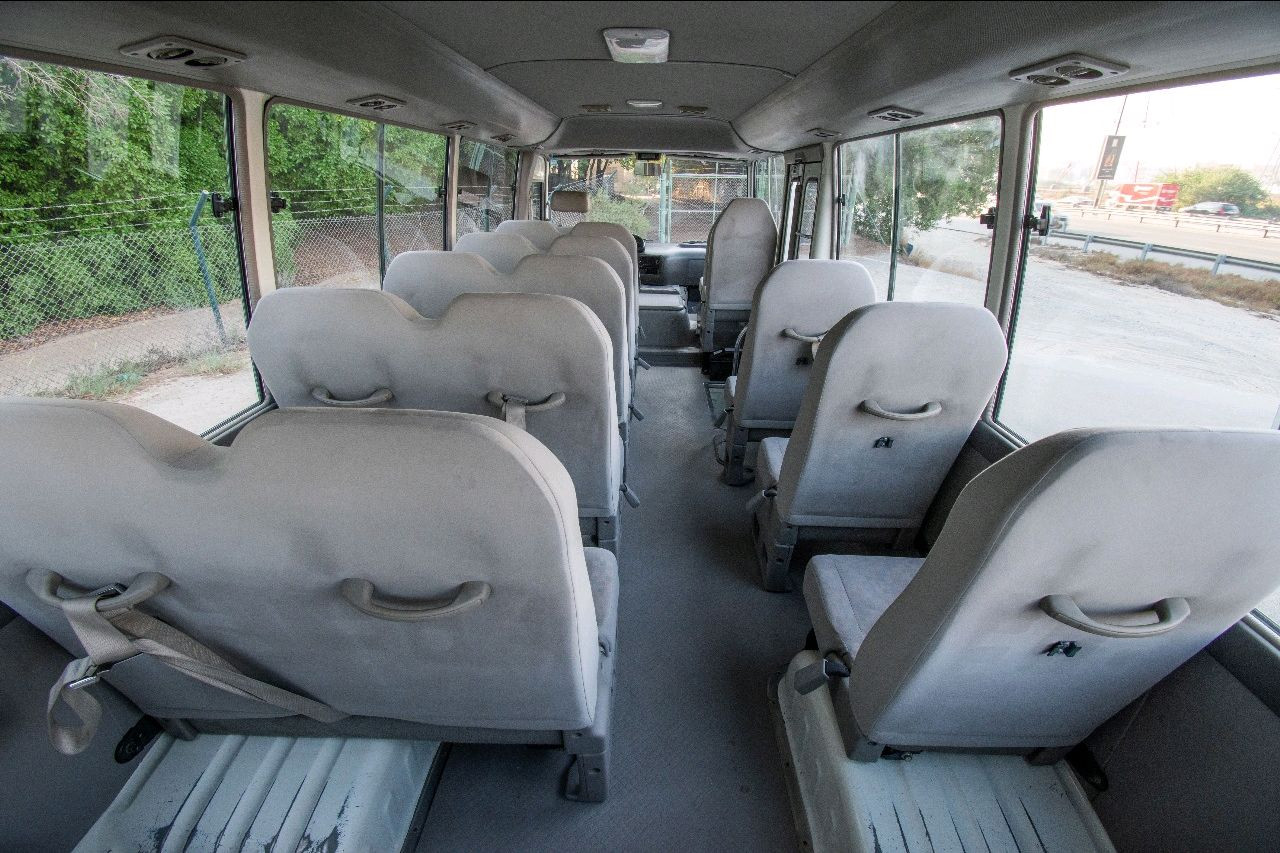 Toyota Coaster - Image 10