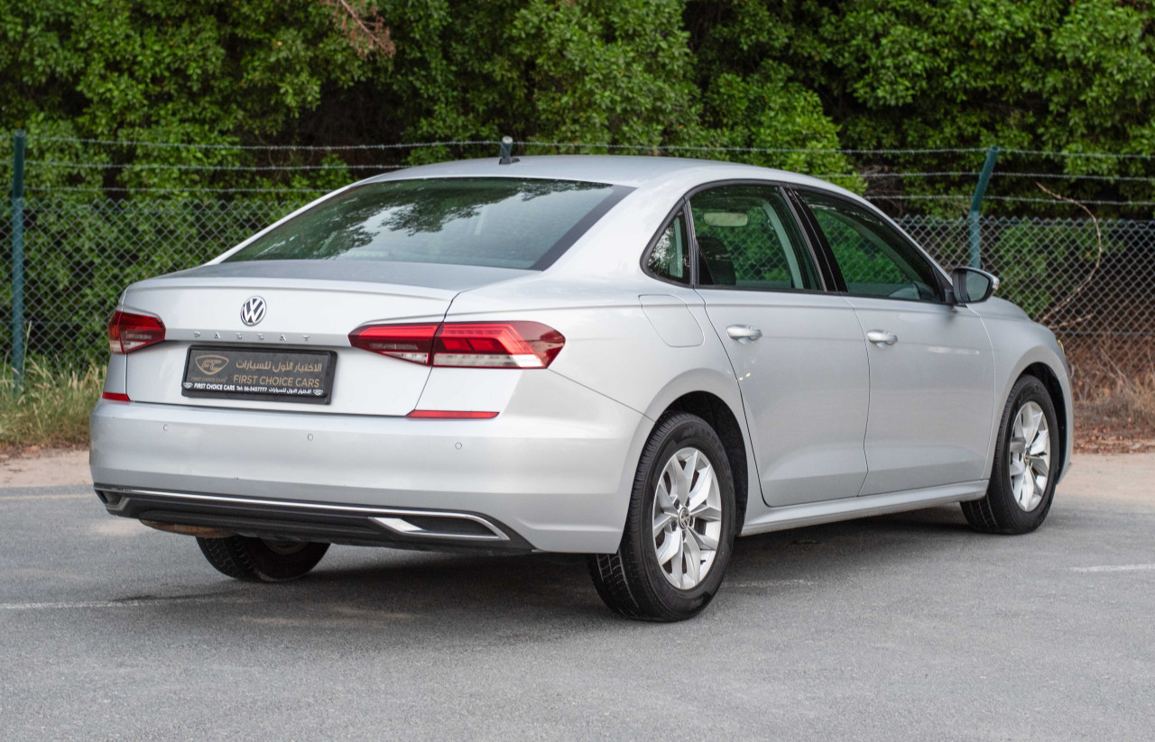 Volkswagen Passat - Image 5