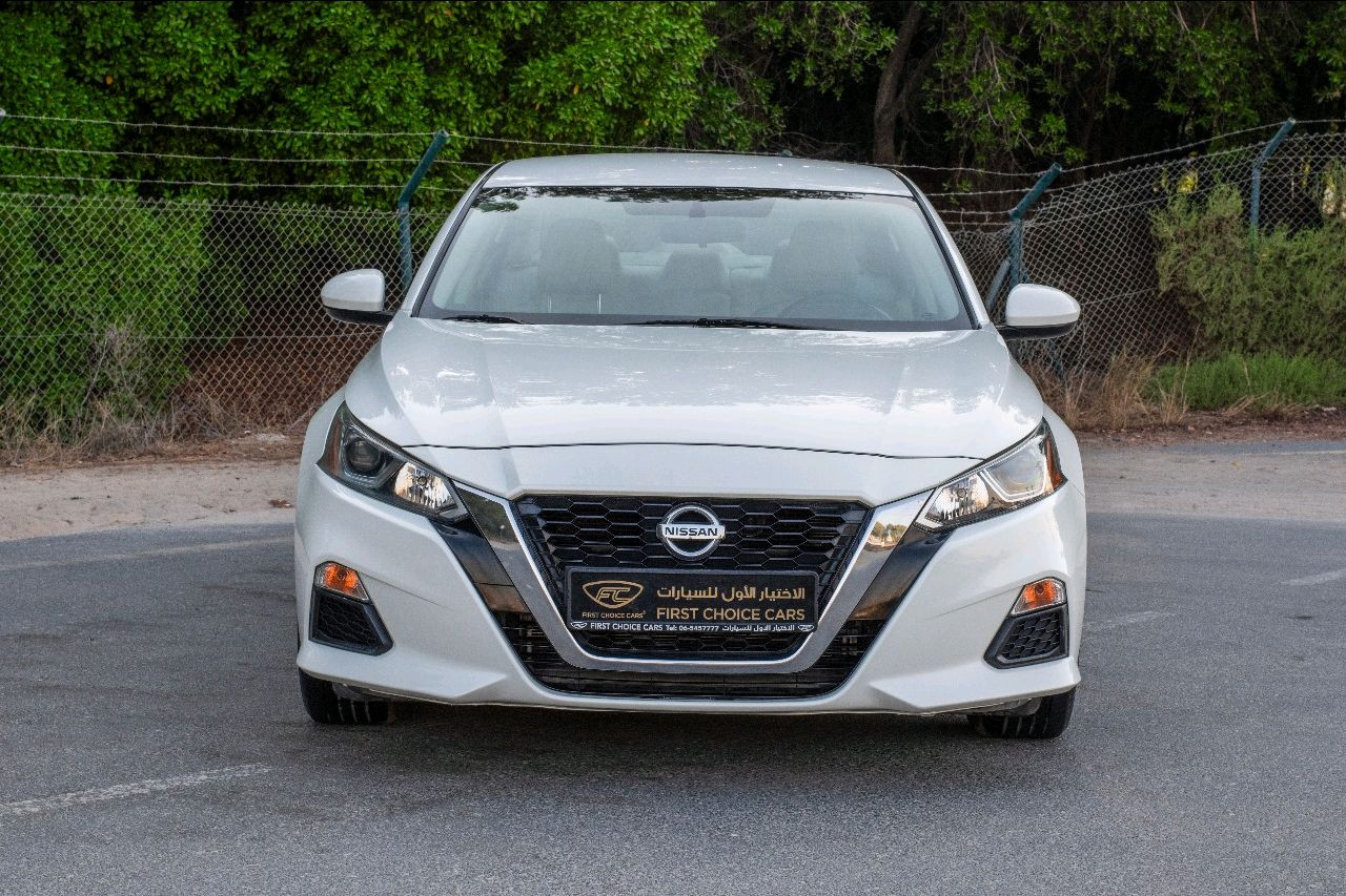 Nissan Altima - Image 5