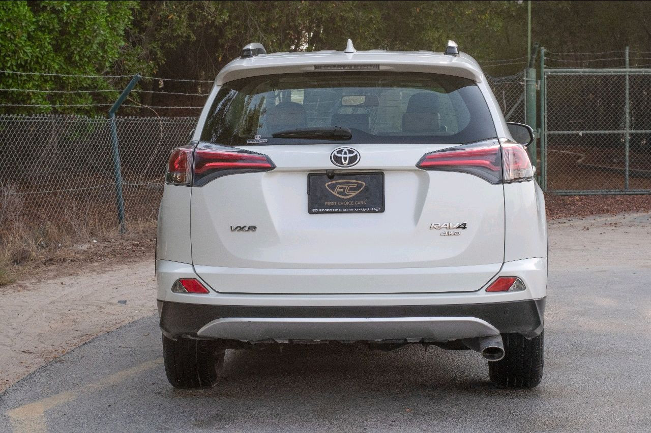 Toyota Rav 4 - Image 3