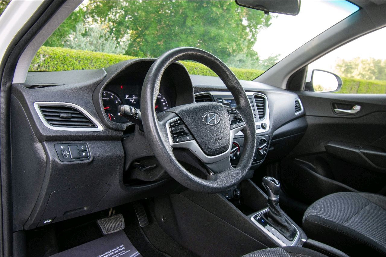 Hyundai Accent - Image 11