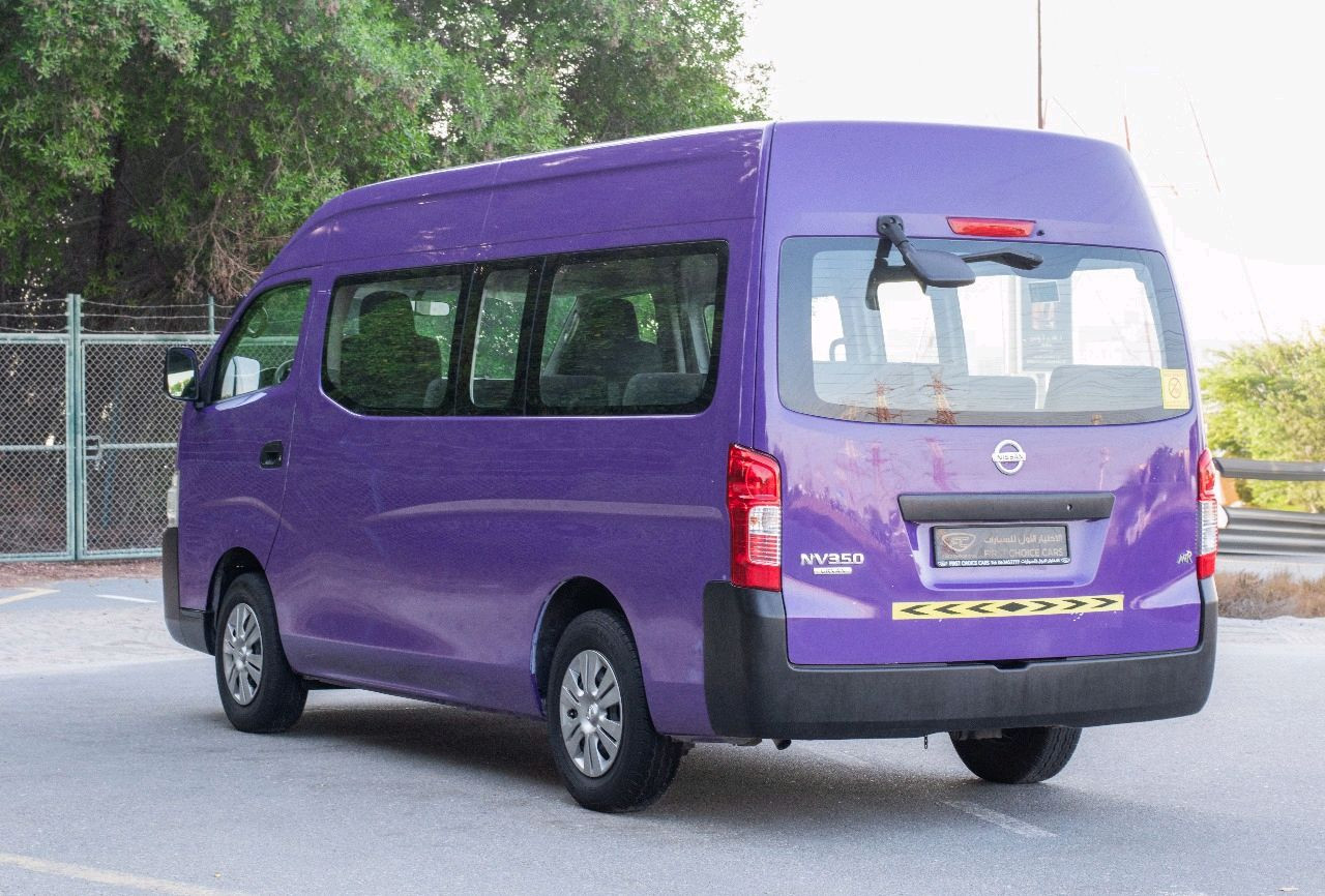 Nissan Urvan - Image 3
