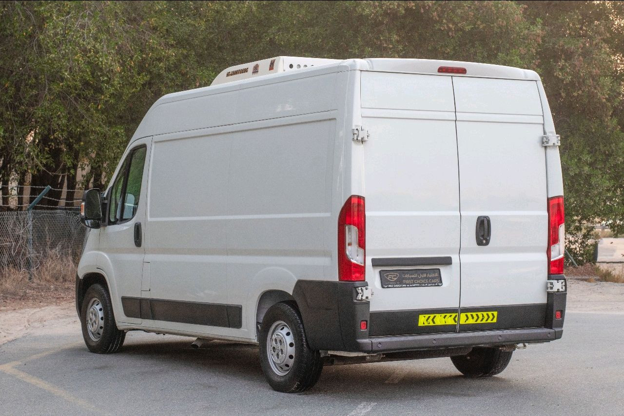 Peugeot BOXER - Image 12