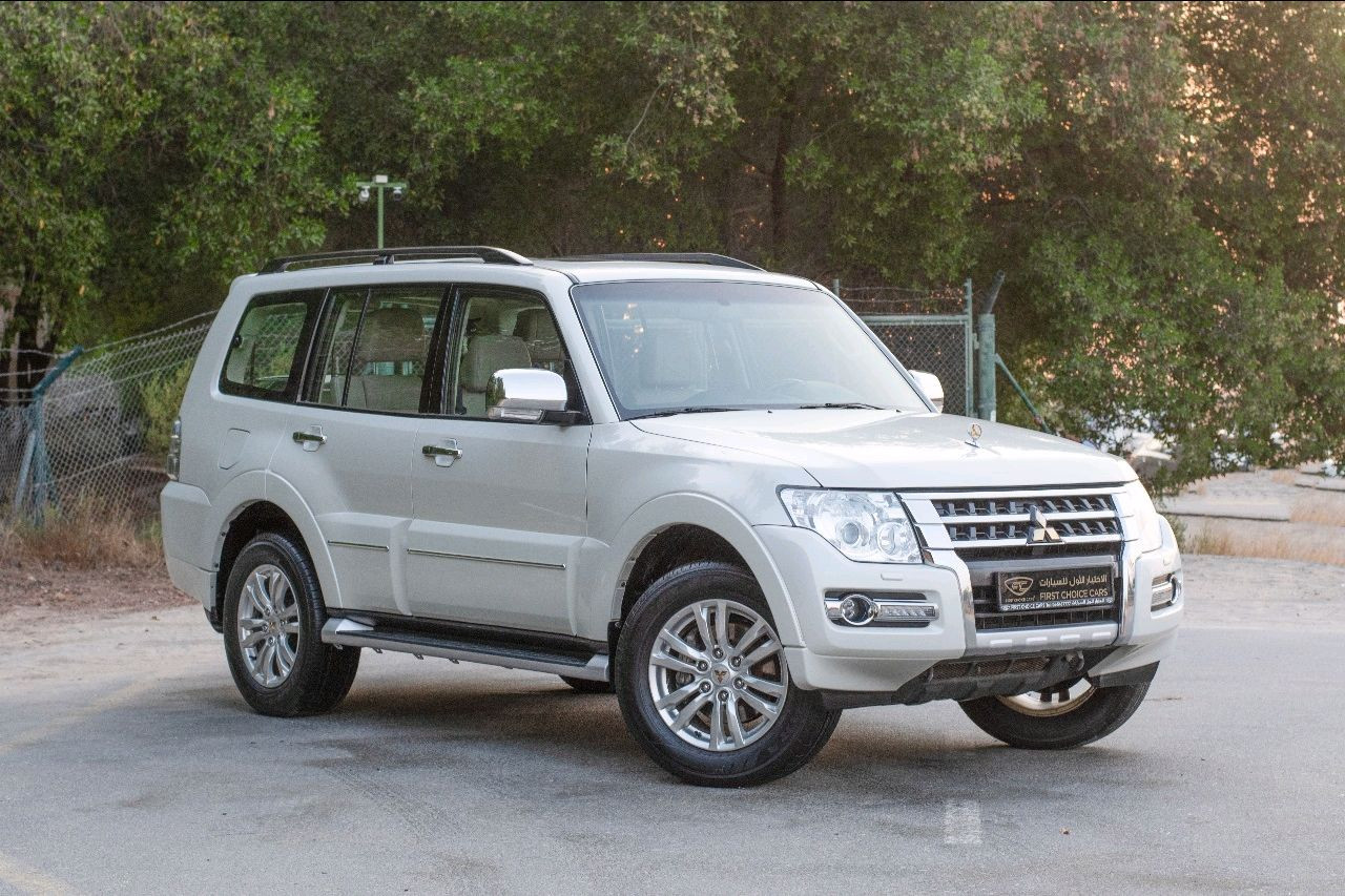 Mitsubishi Pajero - Image 6